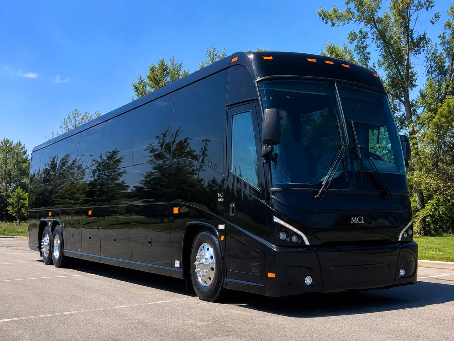 charter buses to the channel islands national park visitor center and oxnard harbor