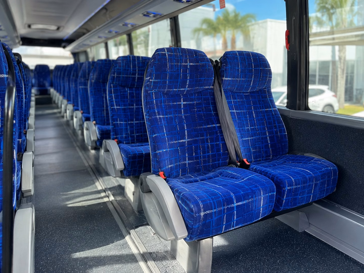 how the bus type you choose changes charter bus prices in oxnard california